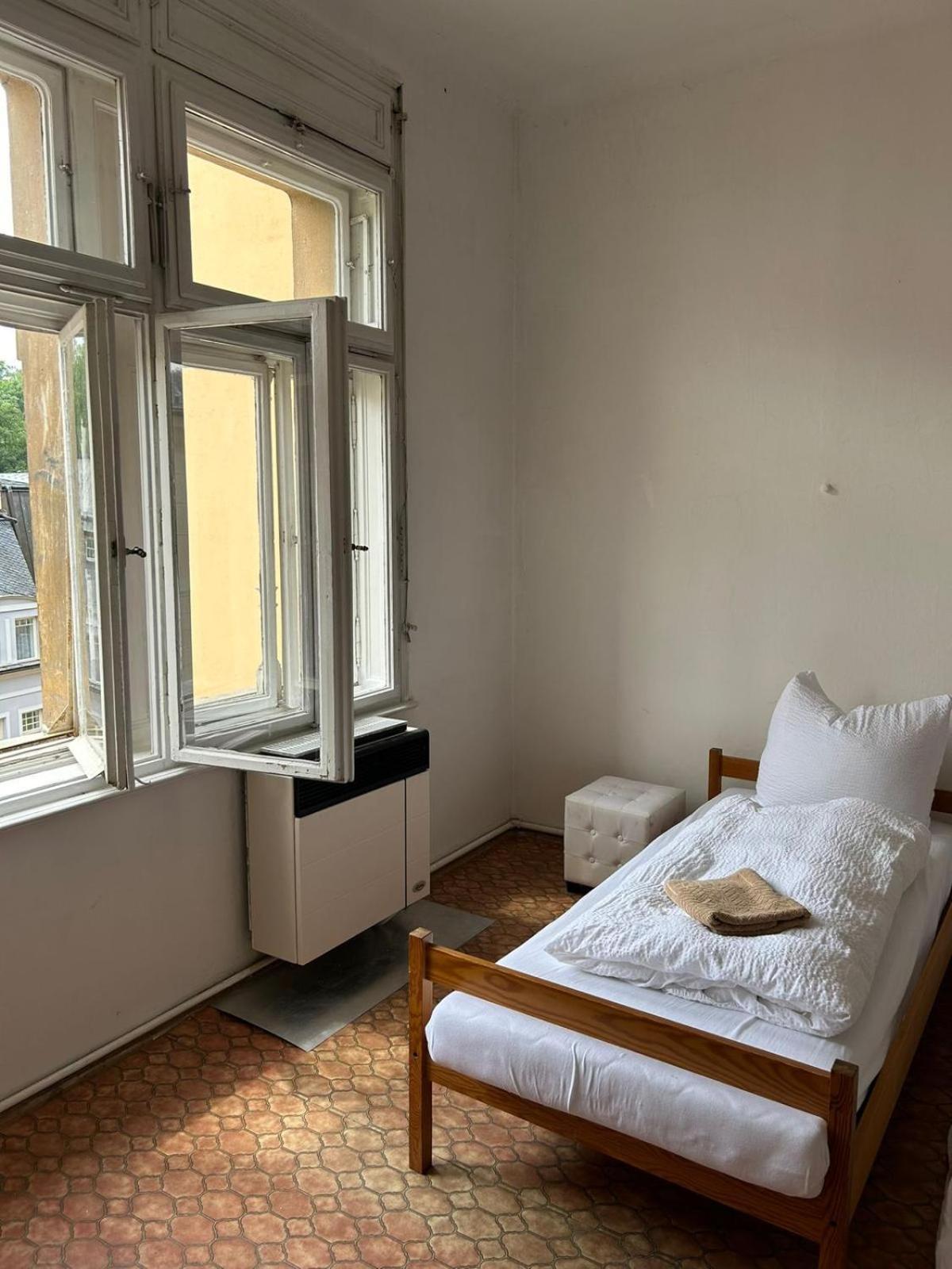 Ferienwohnung Apartma V Srdci Karlovych Varu - Ondrejska 18 Karlsbad Exterior foto